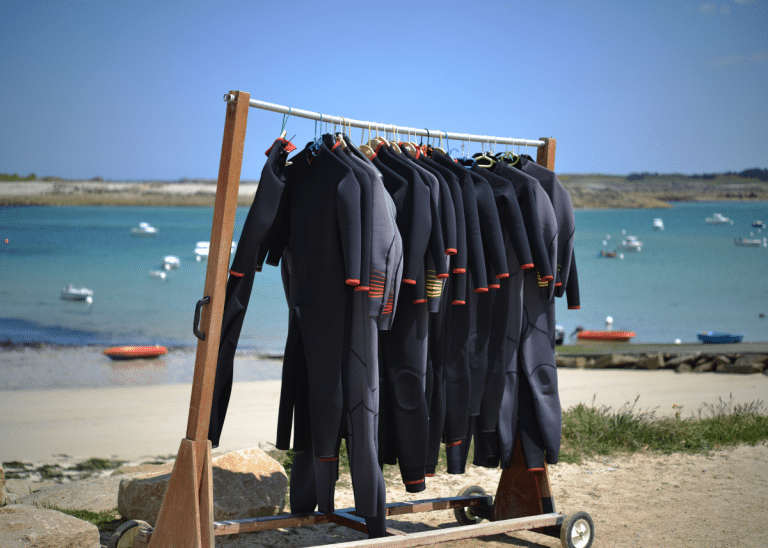 How to Choose the Right Wetsuit for Epic Surfing Sessions